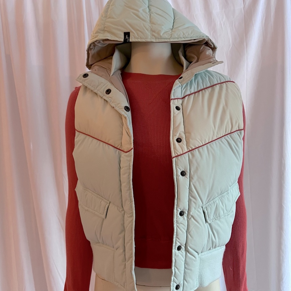 Two piece Y2K down vest and waffle weave shirt. Perfect condition.
